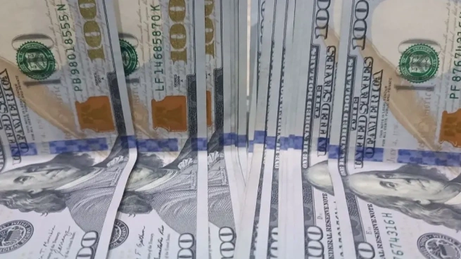 أسعار الدولار اليوم في العراق بتاريخ 28 أبريل 2025