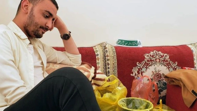 نقابة الصحفيين اليمنيين تدين احتجاز محمد المياحي وتطالب بالإفراج عنه