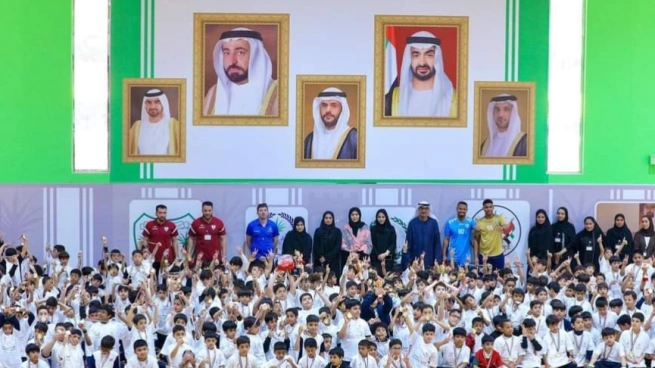 مهرجان رياضي للعمال في دبا الحصن احتفالا باليوم العالمي