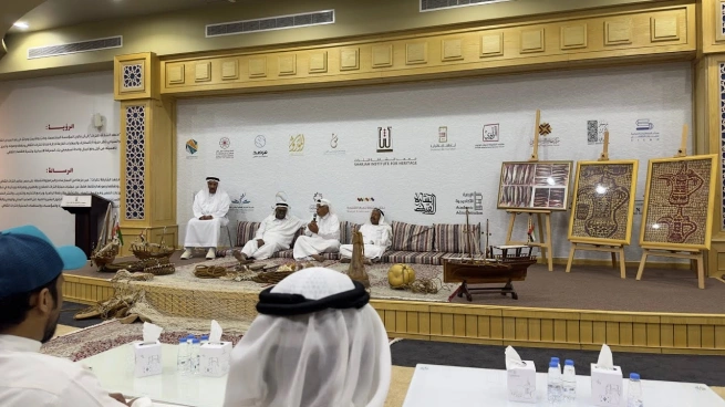 معهد الشارقة للتراث يبرز إصداراته المتميزة في مهرجان الشارقة القرائي للطفل
