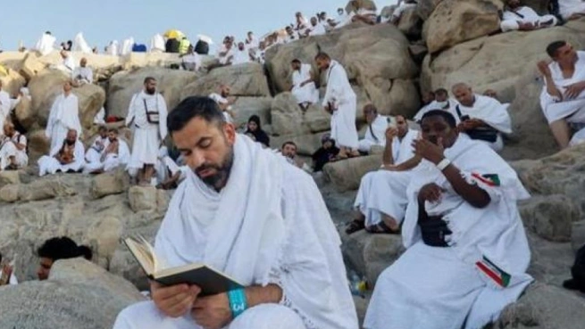 إذاعة القرآن الكريم تبدأ غدًا بث تلبية الحجاج