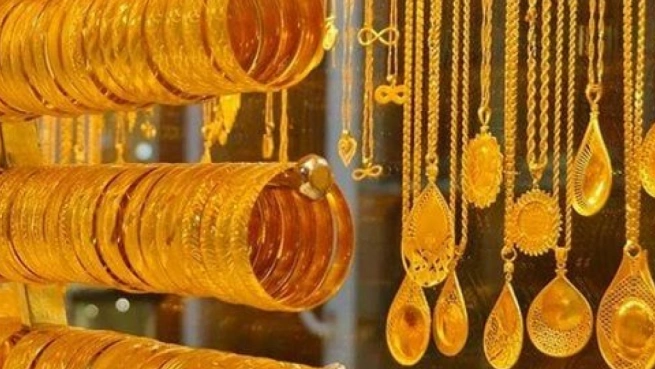 تراجع سعر الذهب في السعودية اليوم 7 مايو 2025