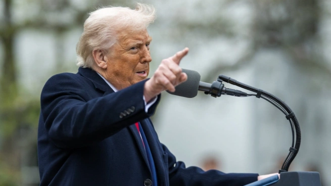 الأسواق الأمريكية تواجه هبوطًا حادًا وسط بسبب علاقات ترمب