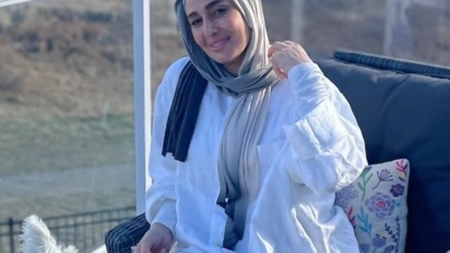 حلا شيحة تدعو للتفكر: كل شيء في الكون يشهد على وجود الله