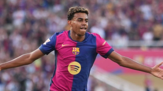 الصحافة الإيطالية تبرز شخصية لامين يامال قبل مواجهة برشلونة وإنتر ميلان