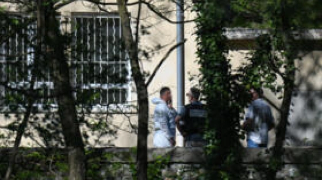 اعتقال مشتبه به إيطالي في طعن رجل داخل مسجد جنوب فرنسا