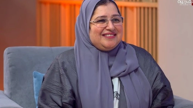 عائشة عبدالله: القصص تعزز الروابط الأسرية وتساهم في بناء أجيال واعية