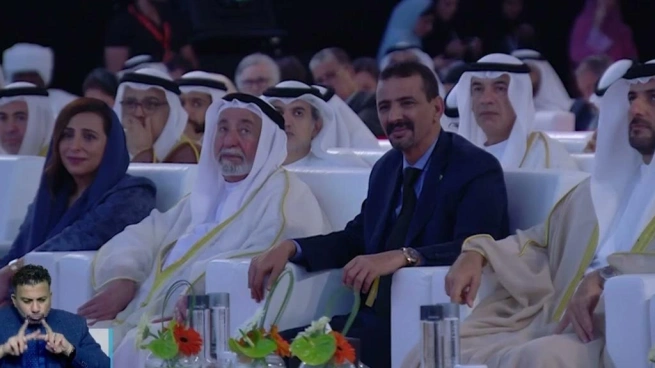 فيديو سلطان الشارقة يشهد افتتاح الدورة الـ 29