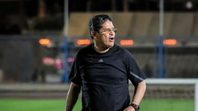 أيمن الرمادي يتولى القيادة الفنية لنادي الزمالك