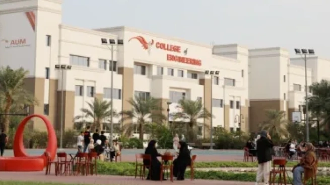 طالبة إماراتية تحصد المركز الأول في تحدي الشرق الأوسط للرياضيات 2025