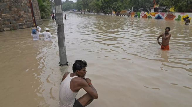 14 قتيلاً جراء أمطار غزيرة في ولاية غوجارات الهندية