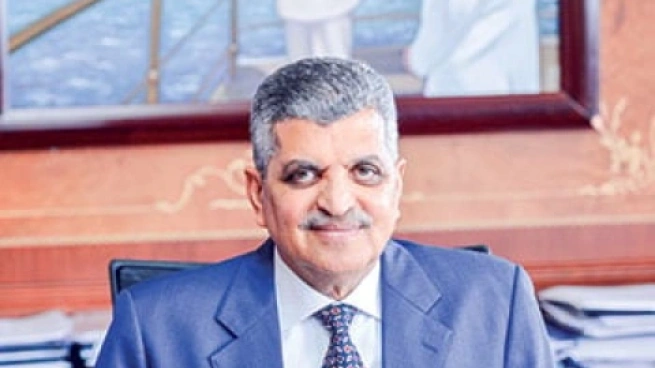 رئيس هيئة قناة السويس