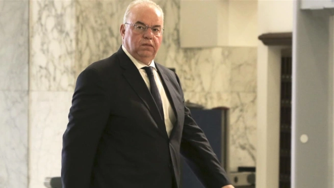 وزير الاتصالات شارل الحاج يقوم بجولة ميدانية في الجنوب للوقوف على أعمال إعادة تأهيل محطات الإرسال المتضررة